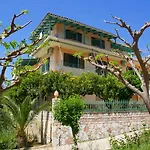 Maria 4* Лурдата