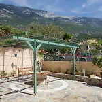 玛利亚公寓酒店 4* 劳德哈塔