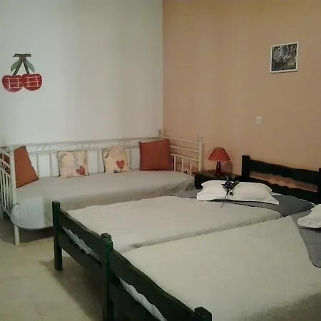 Maria Aparthotel 3*