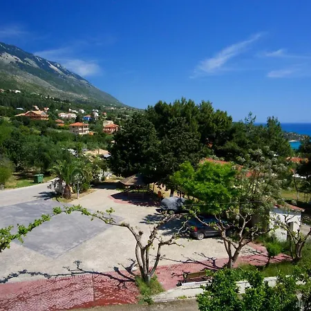 Maria Apartmanhotel 4*